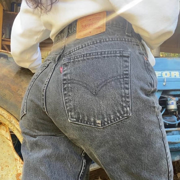 Sold - Picture 5 of 6